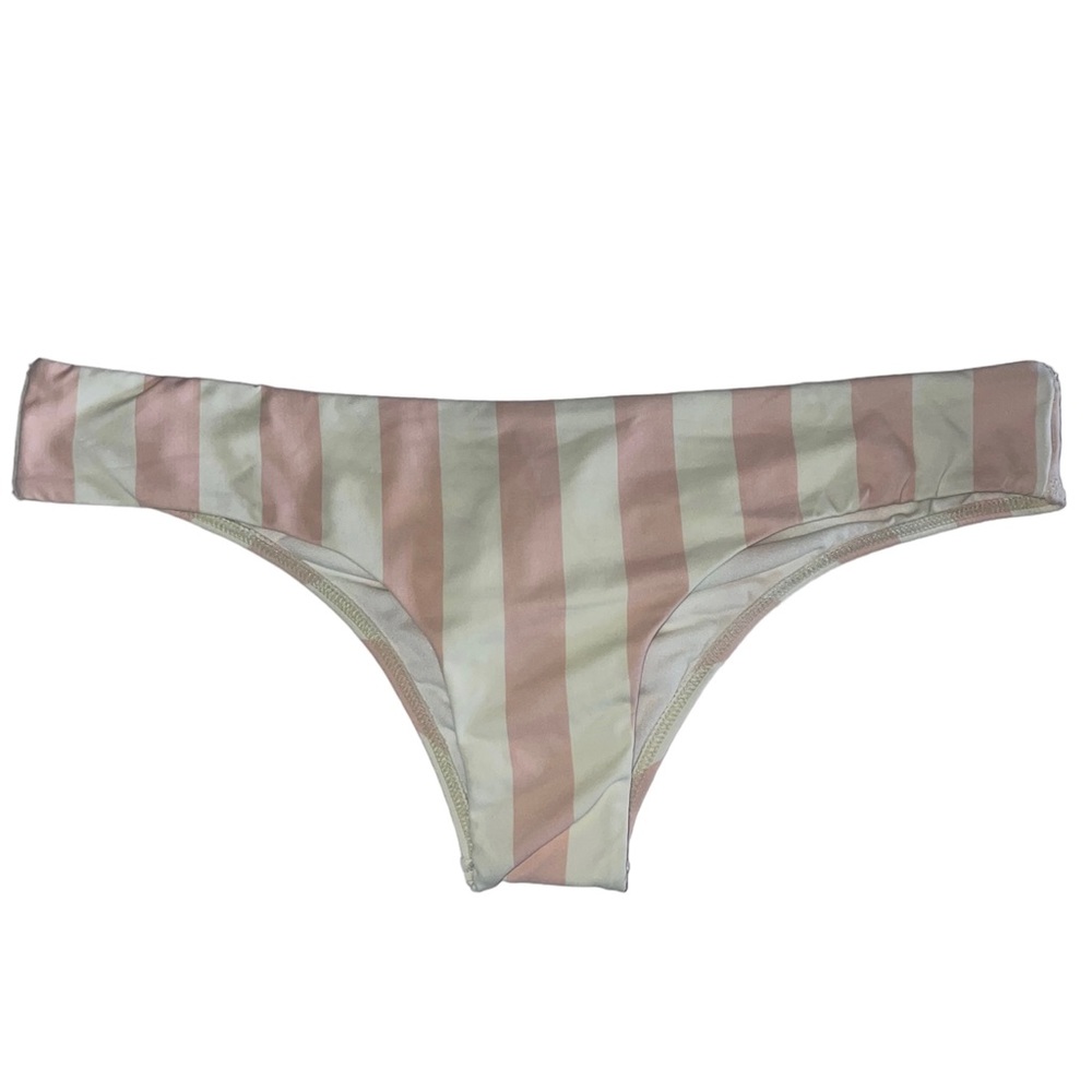 Billabong-No Worries Hawaii LO BTM (in the color seashell)